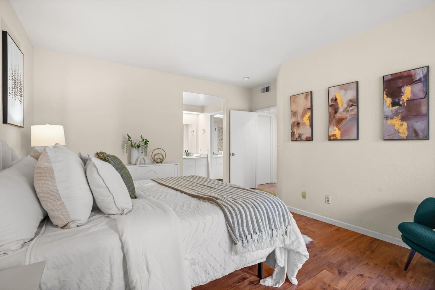 Photo #17: ML82031949 Listing: Photo #17