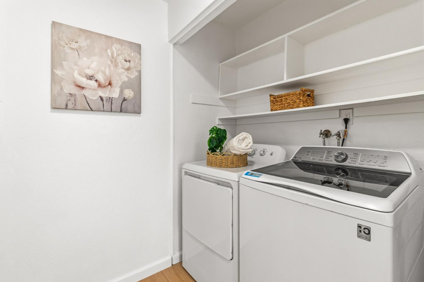 Detail Gallery Image 17 of 32 For 2757 Gamble Ct, Hayward,  CA 94542 - 2 Beds | 2 Baths