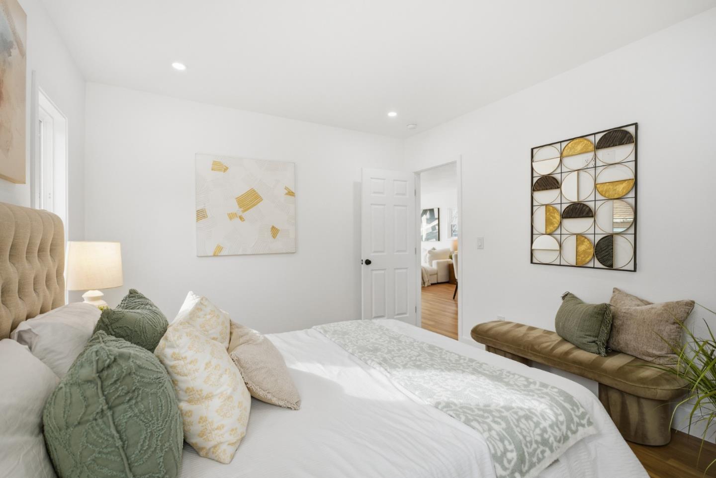 Detail Gallery Image 22 of 40 For 8724 Macarthur Blvd, Oakland,  CA 94605 - 2 Beds | 1 Baths