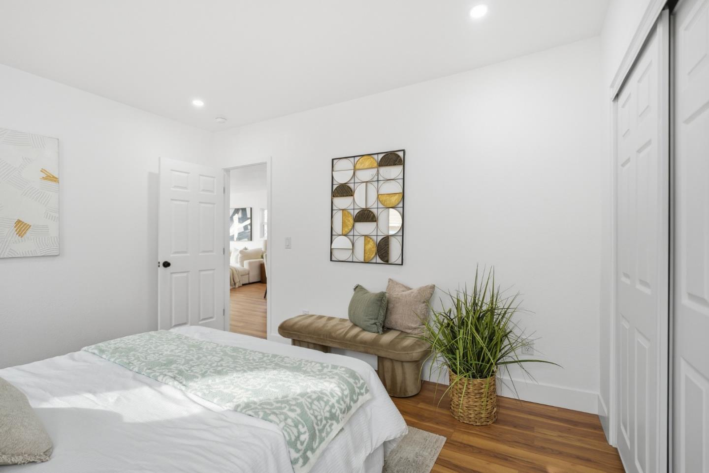 Detail Gallery Image 23 of 40 For 8724 Macarthur Blvd, Oakland,  CA 94605 - 2 Beds | 1 Baths