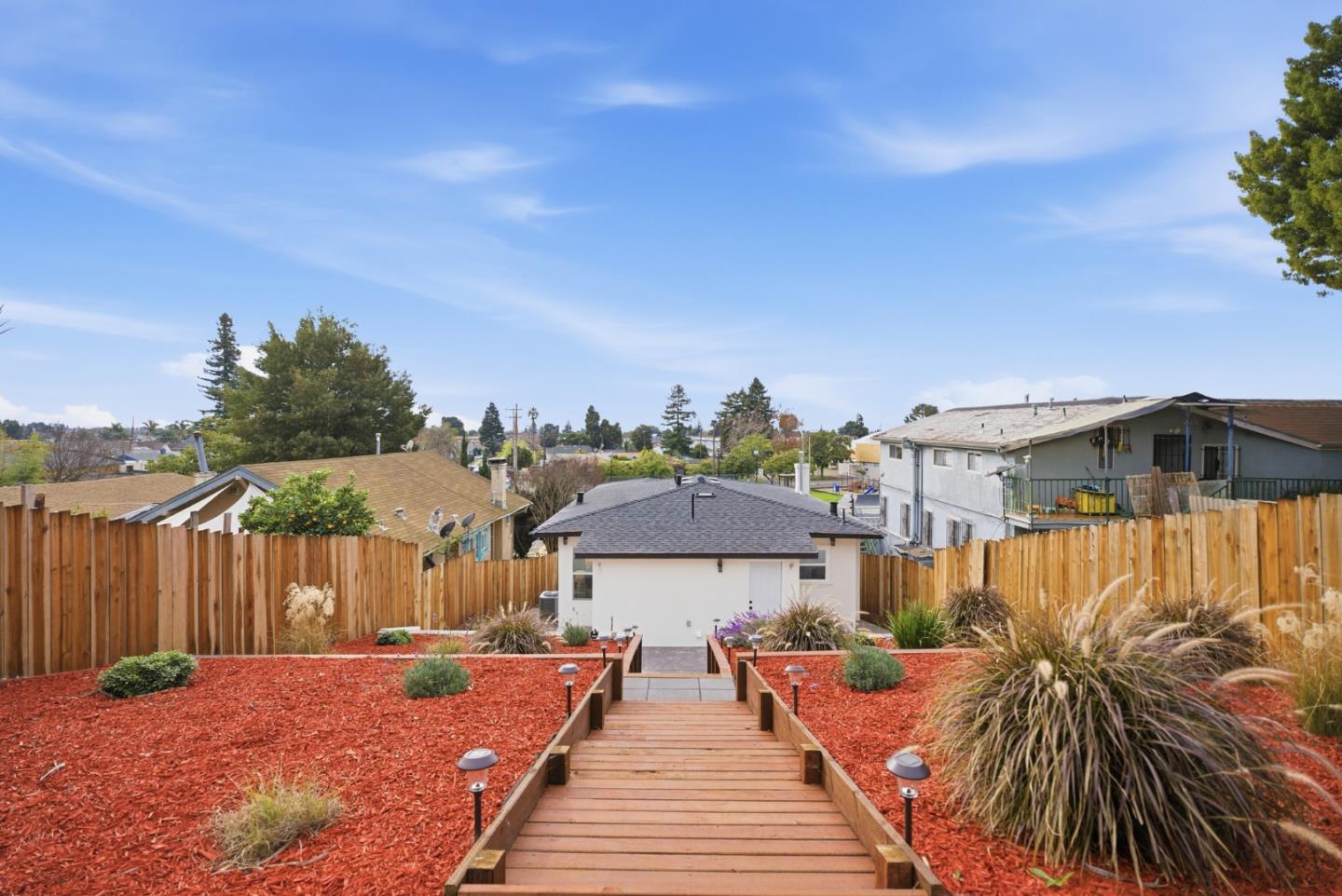 Detail Gallery Image 36 of 40 For 8724 Macarthur Blvd, Oakland,  CA 94605 - 2 Beds | 1 Baths