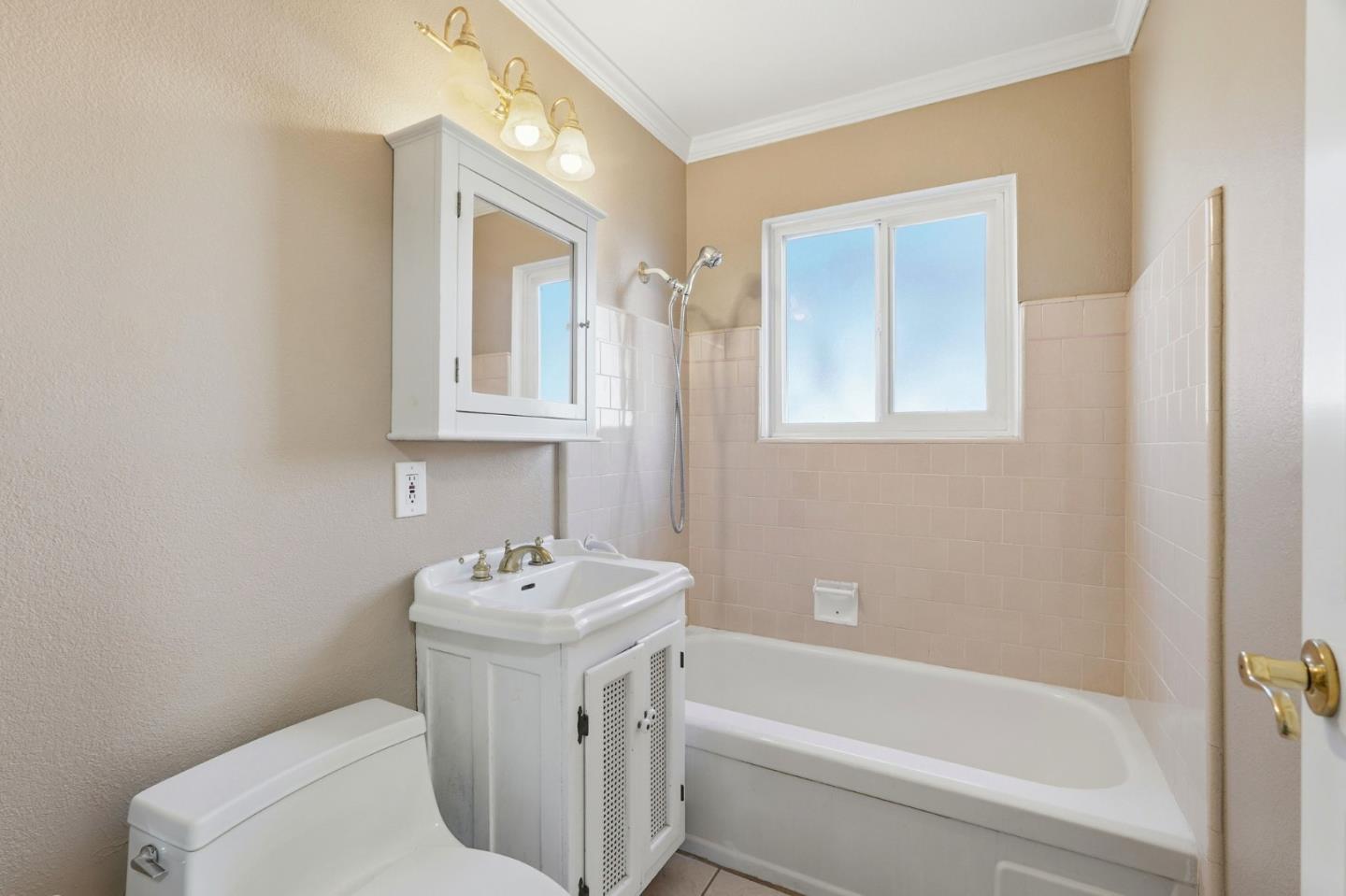 Detail Gallery Image 23 of 28 For 3024 Machado Ave, Santa Clara,  CA 95051 - 4 Beds | 2 Baths