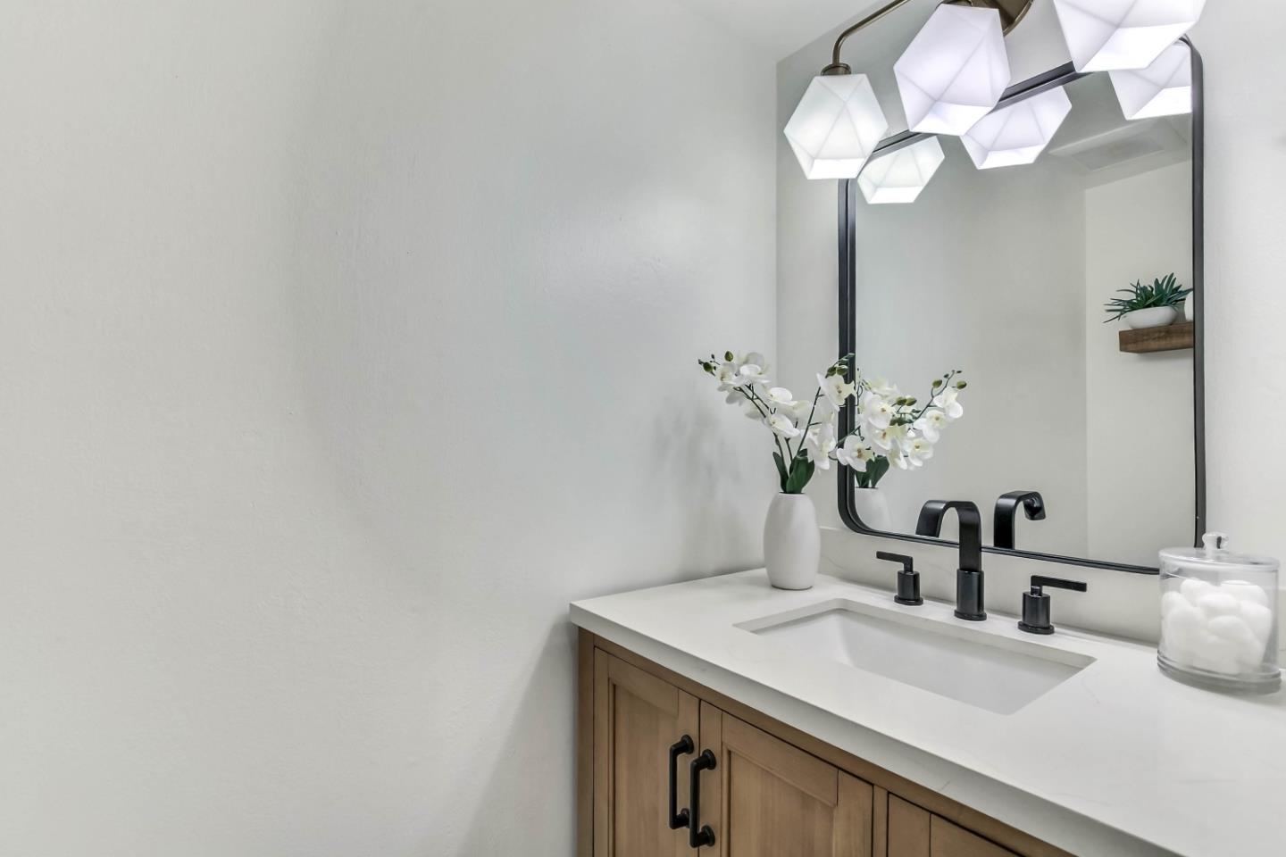 Detail Gallery Image 24 of 34 For 6218 Woosley Dr, San Jose,  CA 95123 - 4 Beds | 2/1 Baths