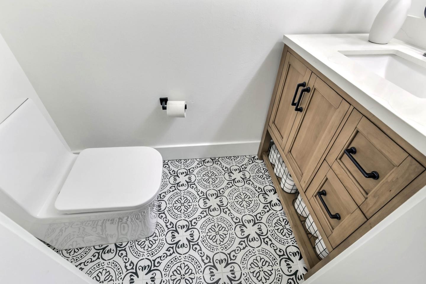 Detail Gallery Image 26 of 34 For 6218 Woosley Dr, San Jose,  CA 95123 - 4 Beds | 2/1 Baths