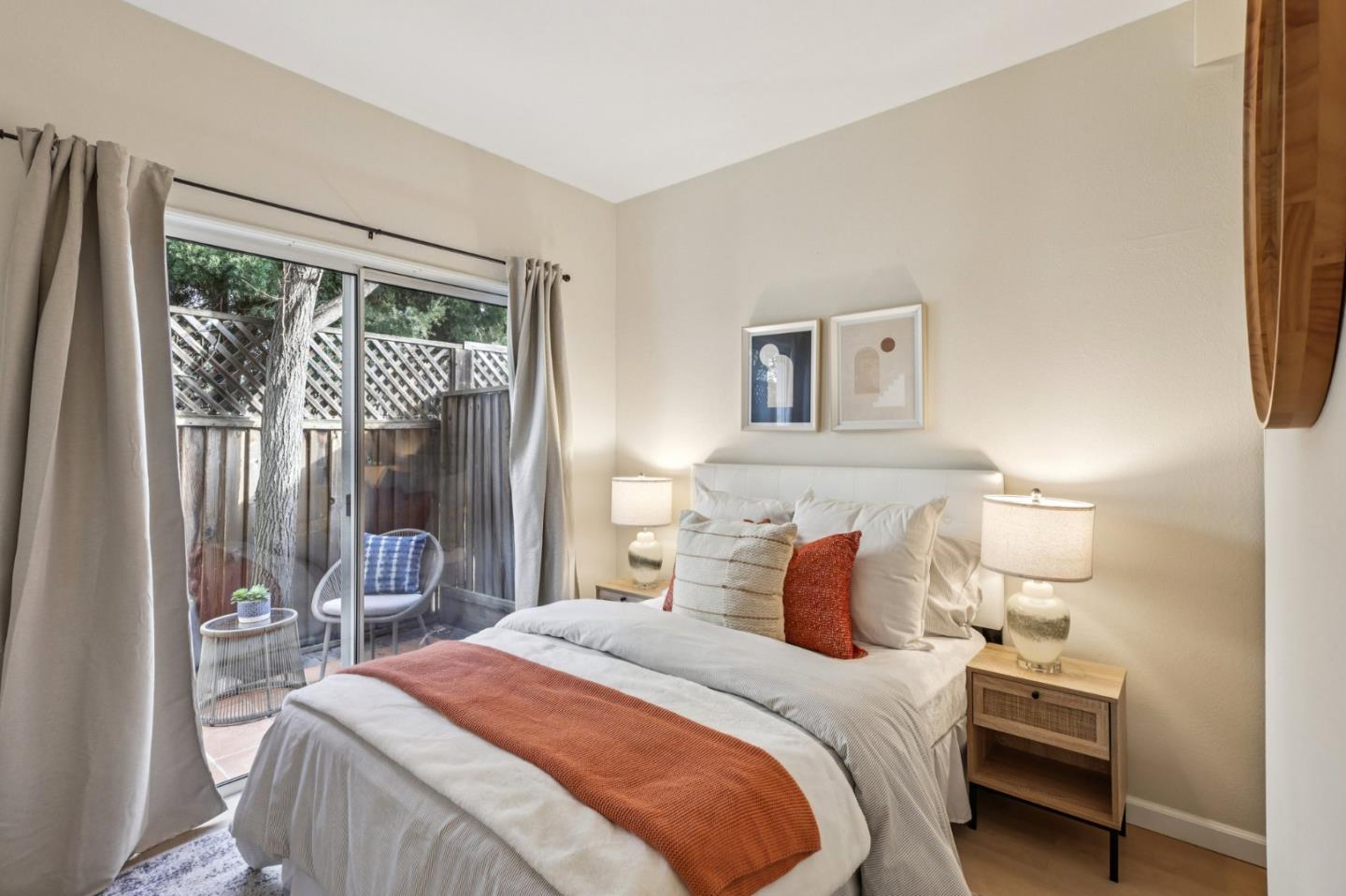 Detail Gallery Image 12 of 28 For 979 Pinto Palm Ter #45,  Sunnyvale,  CA 94087 - 2 Beds | 2 Baths