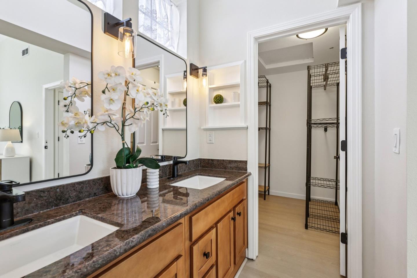 Detail Gallery Image 21 of 28 For 979 Pinto Palm Ter #45,  Sunnyvale,  CA 94087 - 2 Beds | 2 Baths