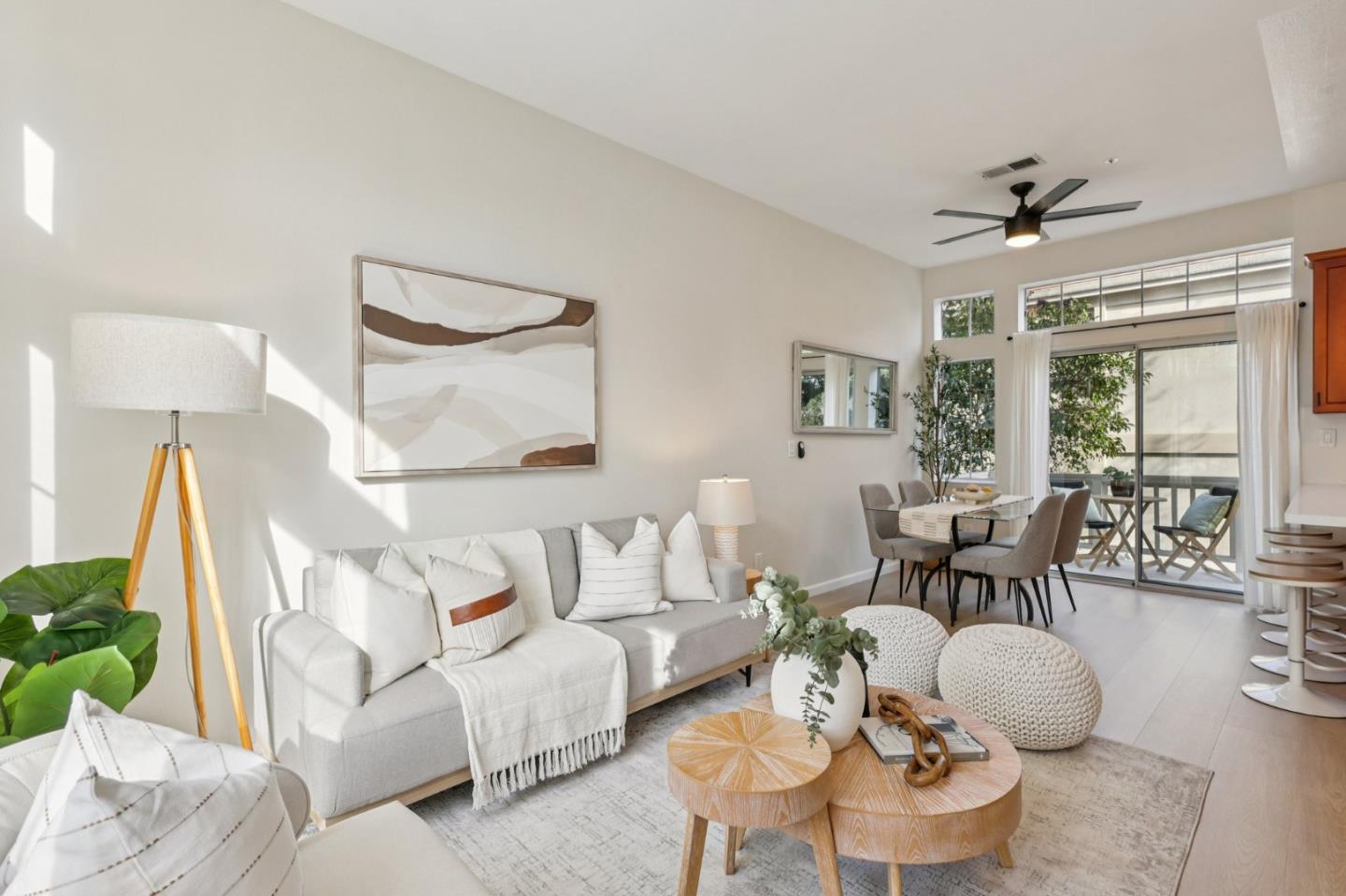 Detail Gallery Image 5 of 28 For 979 Pinto Palm Ter #45,  Sunnyvale,  CA 94087 - 2 Beds | 2 Baths