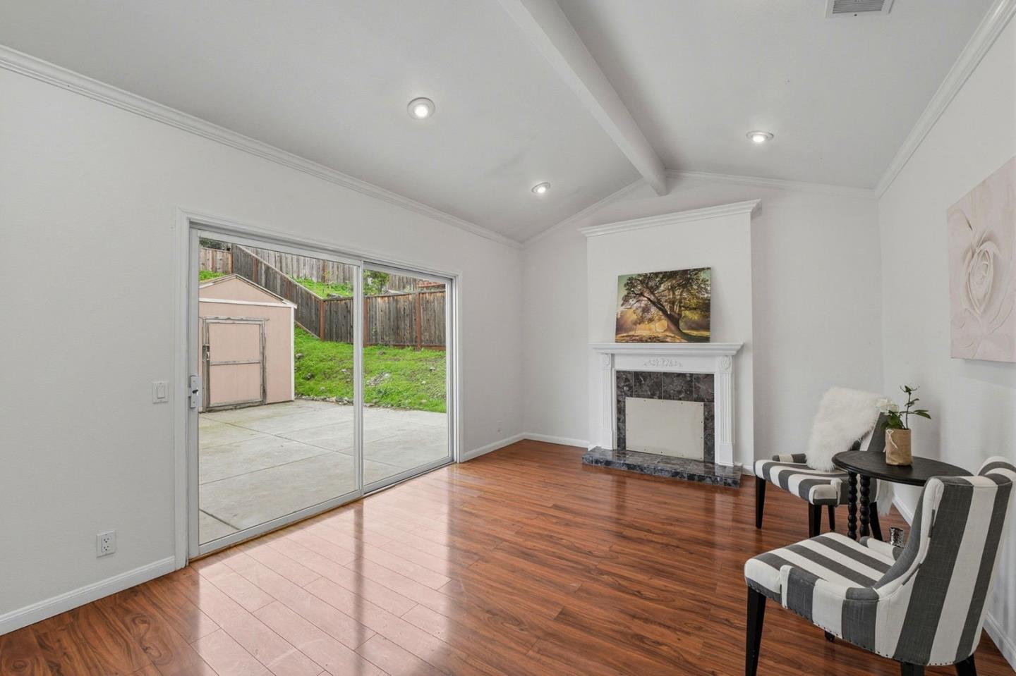 Detail Gallery Image 15 of 38 For 584 Giraudo Dr, San Jose,  CA 95111 - 4 Beds | 2 Baths