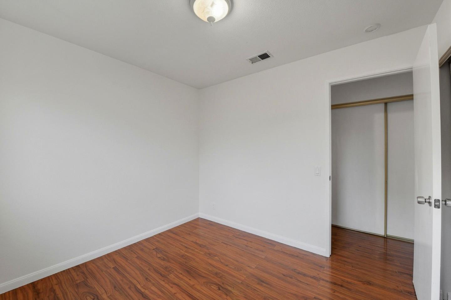 Detail Gallery Image 28 of 38 For 584 Giraudo Dr, San Jose,  CA 95111 - 4 Beds | 2 Baths