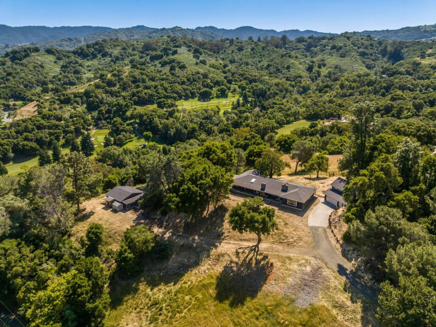 Detail Gallery Image 2 of 42 For 22301 Rolling Hills Rd, Saratoga,  CA 95070 - 2 Beds | 2 Baths