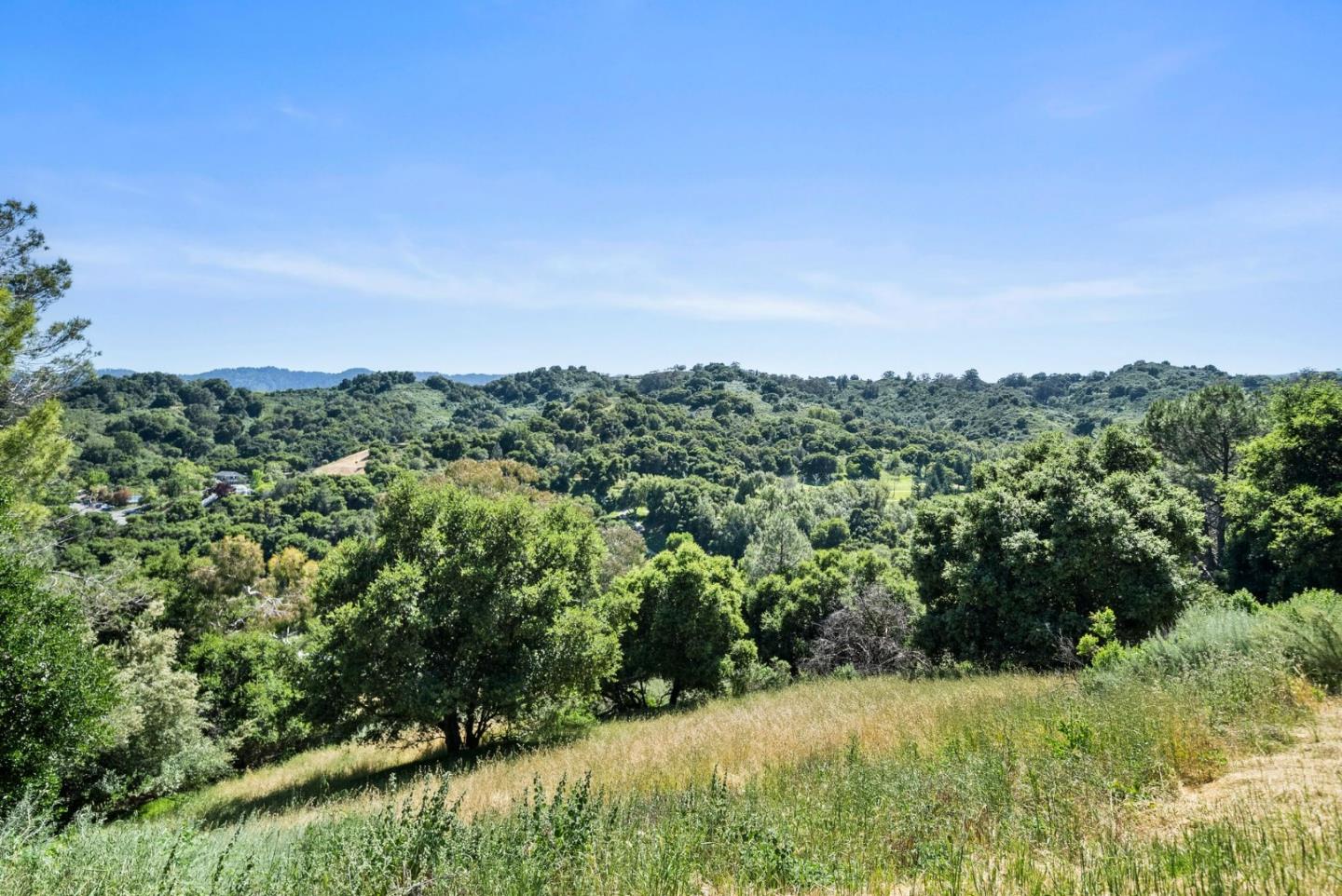 Detail Gallery Image 39 of 42 For 22301 Rolling Hills Rd, Saratoga,  CA 95070 - 2 Beds | 2 Baths