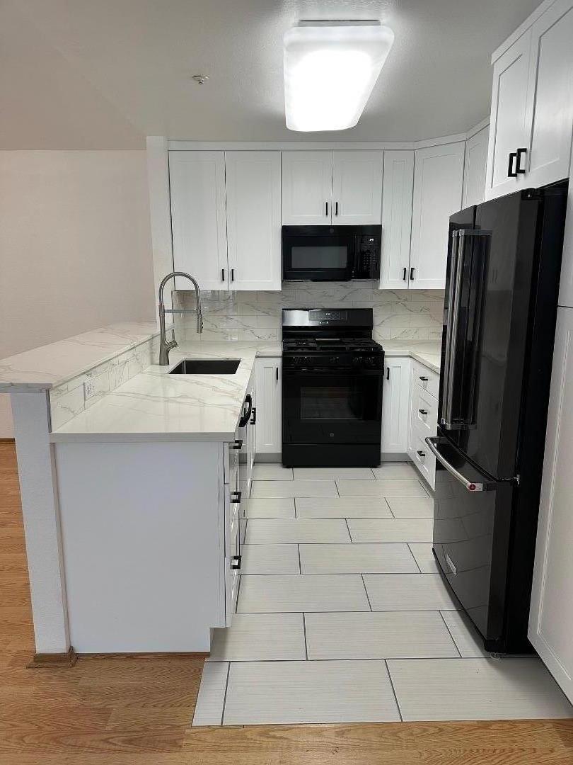 Detail Gallery Image 14 of 48 For 808 Red Leaf Ct, San Francisco,  CA 94134 - 2 Beds | 2 Baths