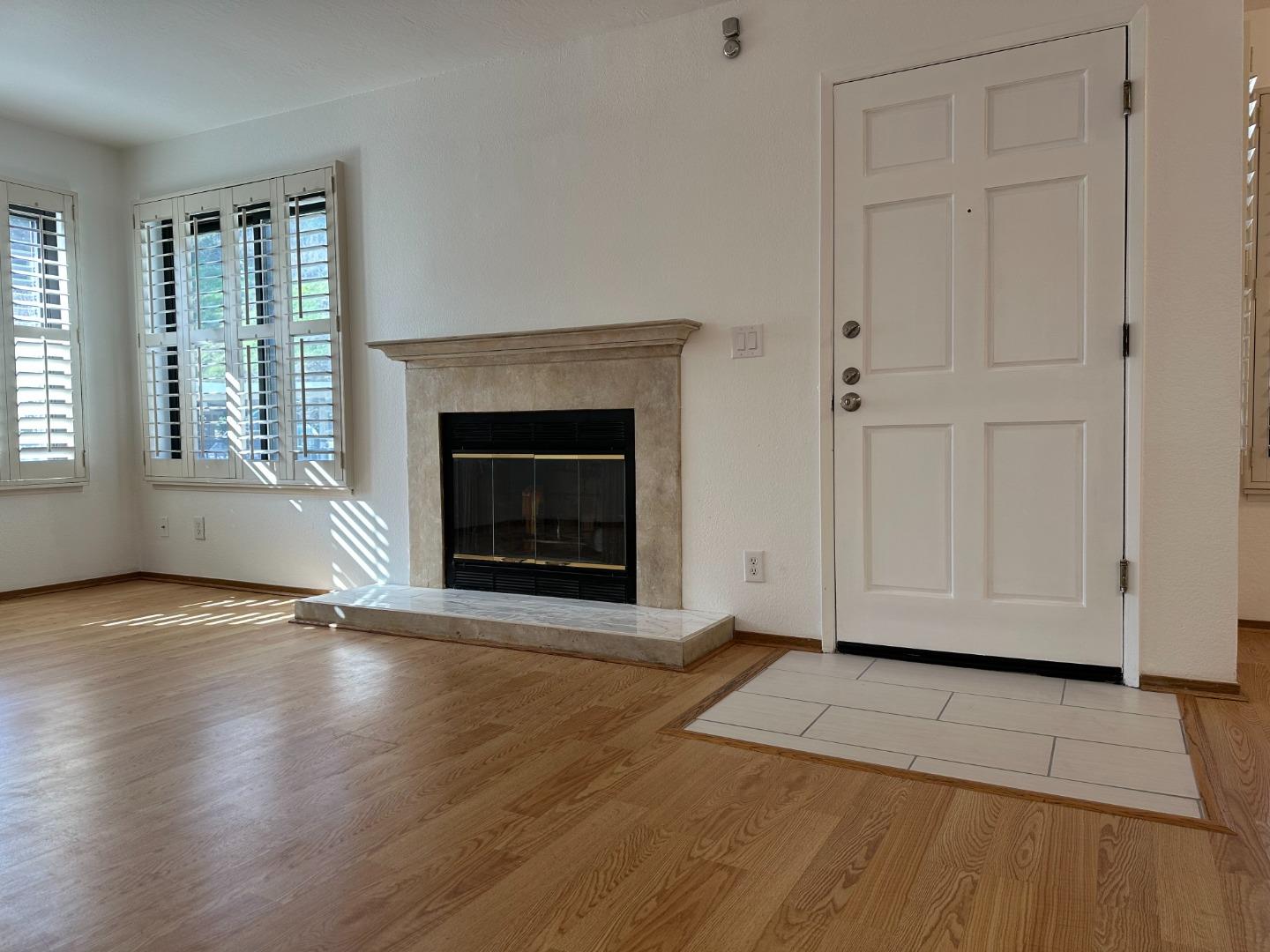 Detail Gallery Image 22 of 48 For 808 Red Leaf Ct, San Francisco,  CA 94134 - 2 Beds | 2 Baths