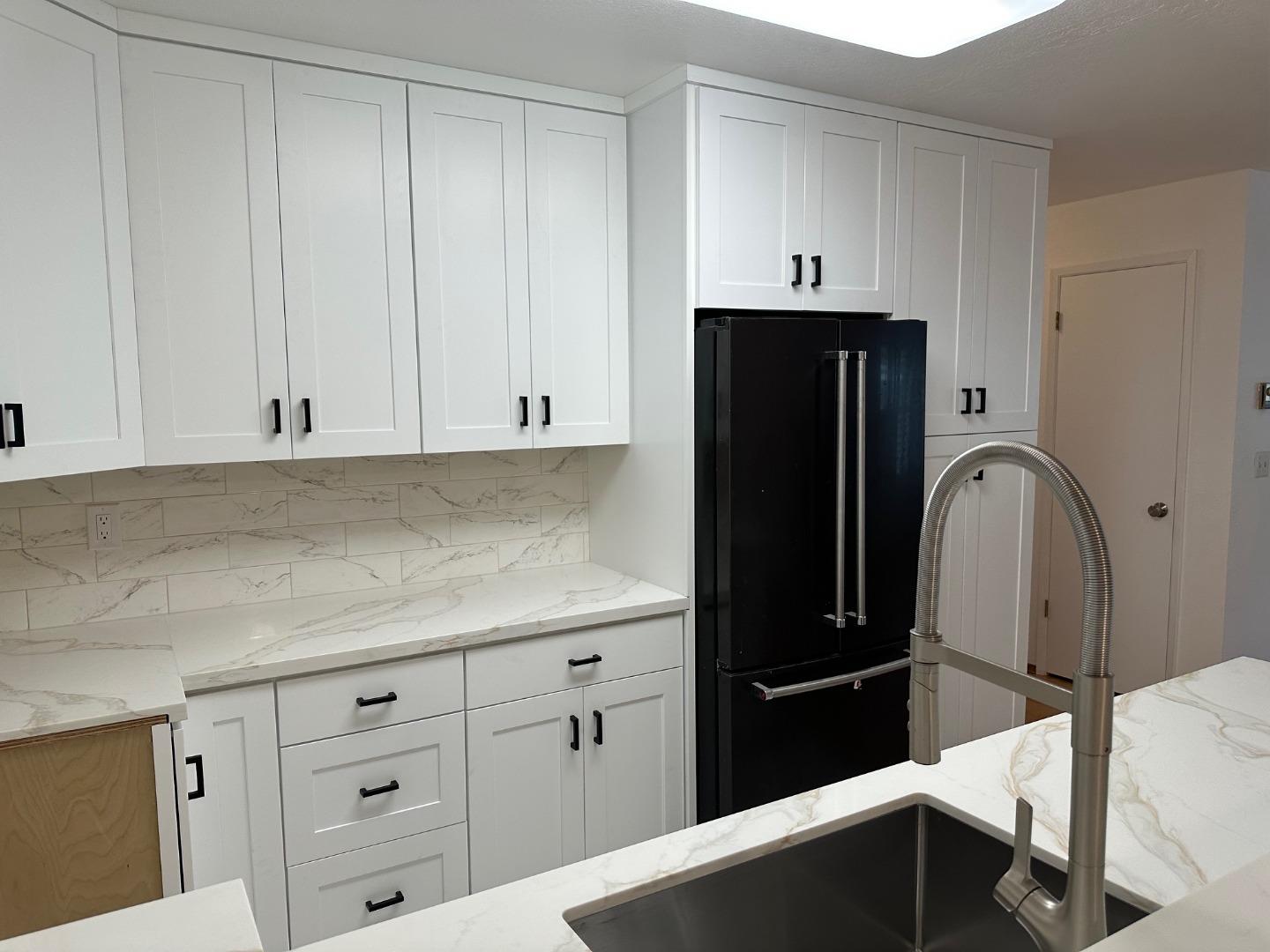 Detail Gallery Image 23 of 48 For 808 Red Leaf Ct, San Francisco,  CA 94134 - 2 Beds | 2 Baths