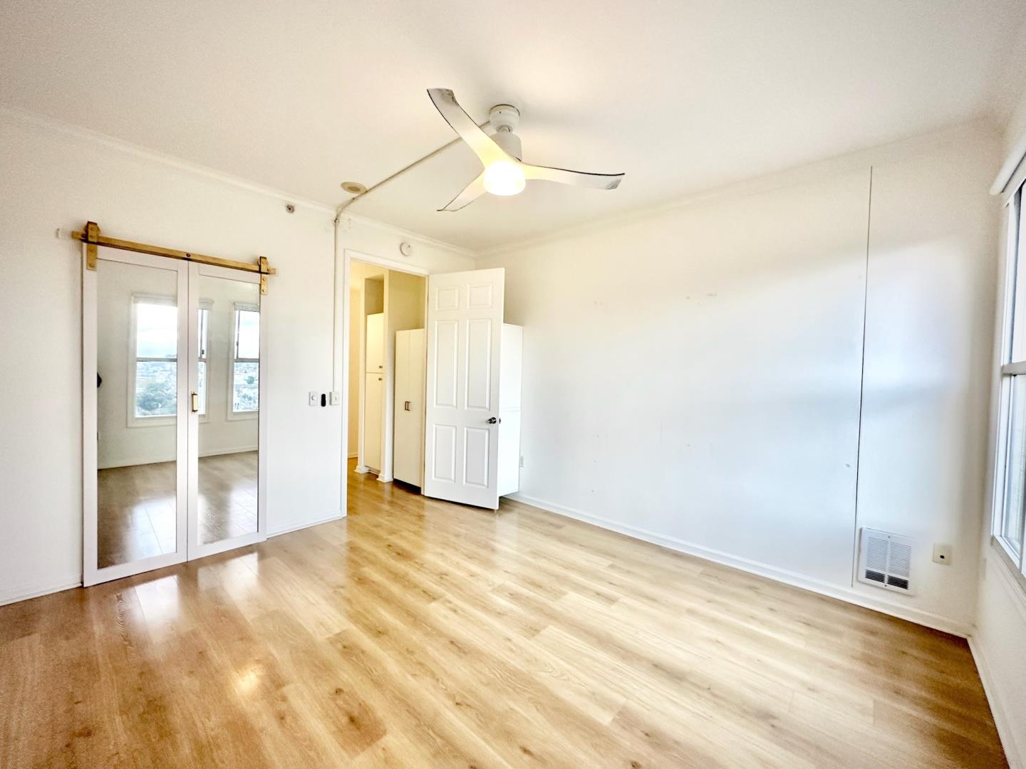 Detail Gallery Image 10 of 21 For 140 S Van Ness Ave #1124,  San Francisco,  CA 94103 - 1 Beds | 1 Baths