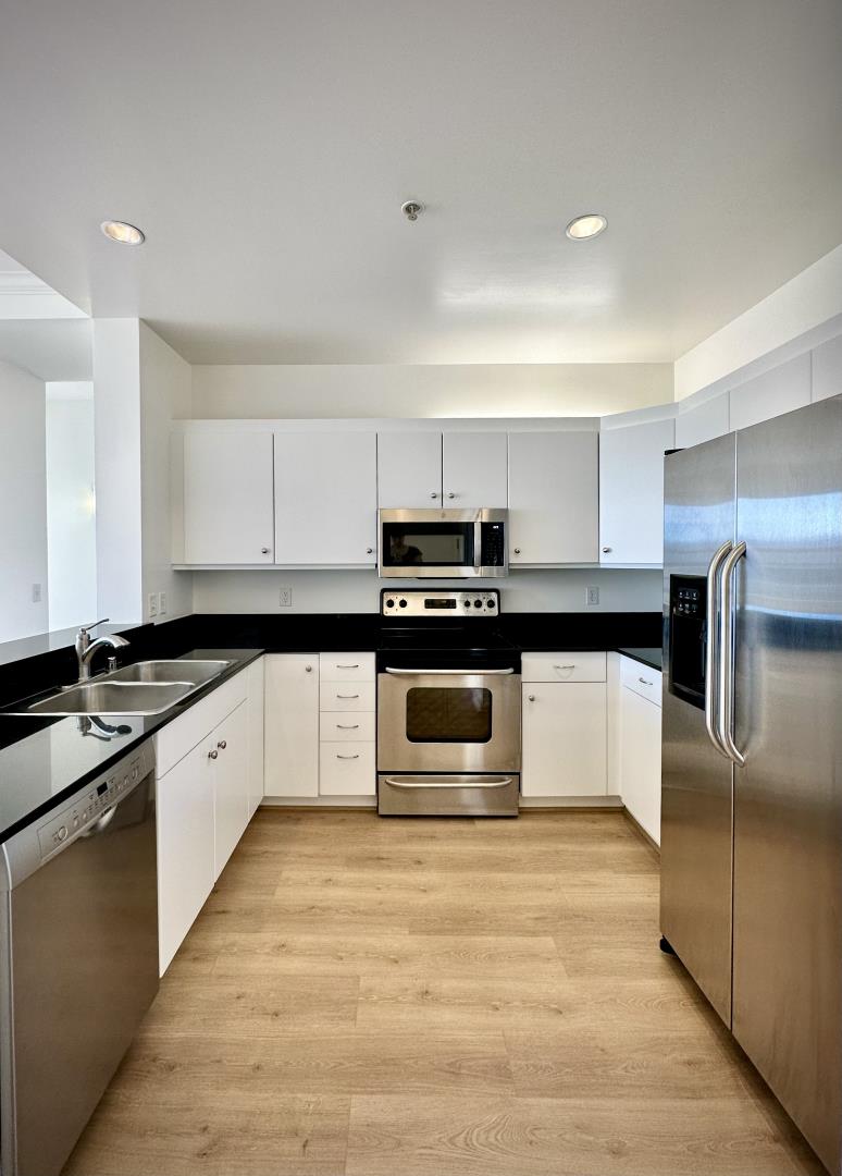Detail Gallery Image 3 of 21 For 140 S Van Ness Ave #1124,  San Francisco,  CA 94103 - 1 Beds | 1 Baths