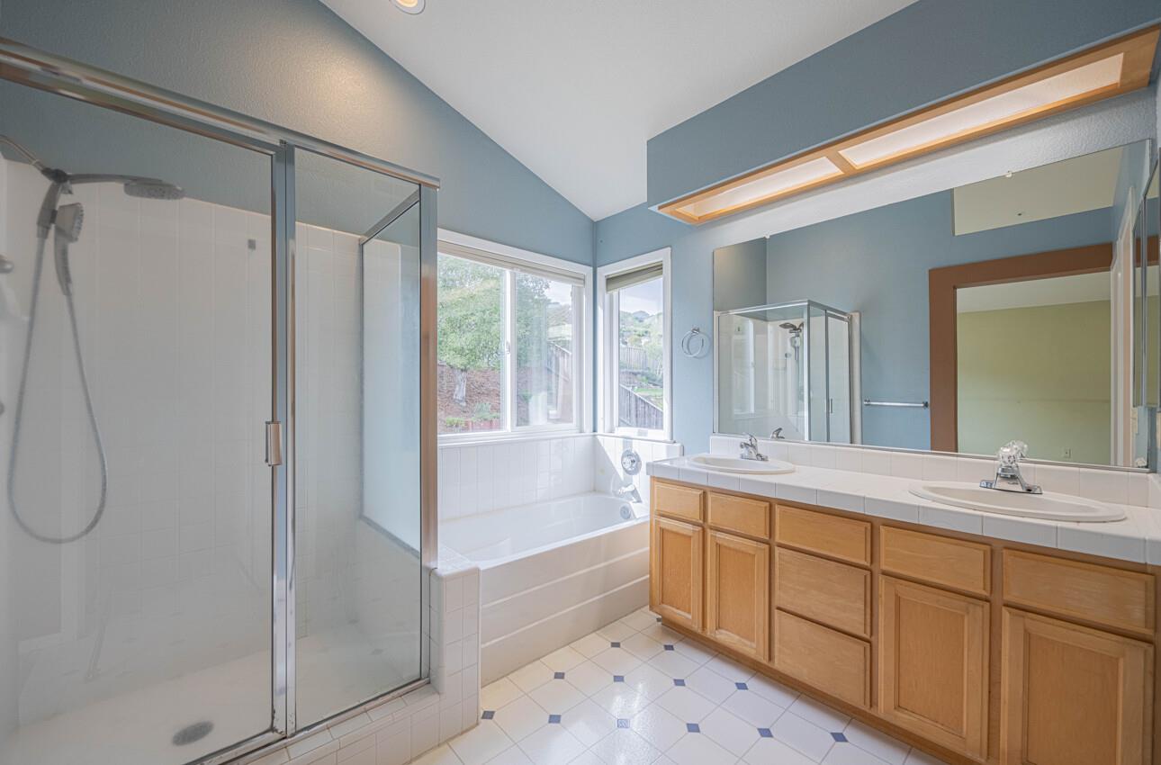 Detail Gallery Image 31 of 32 For 18050 Stonehaven, Salinas,  CA 93908 - 3 Beds | 2/1 Baths