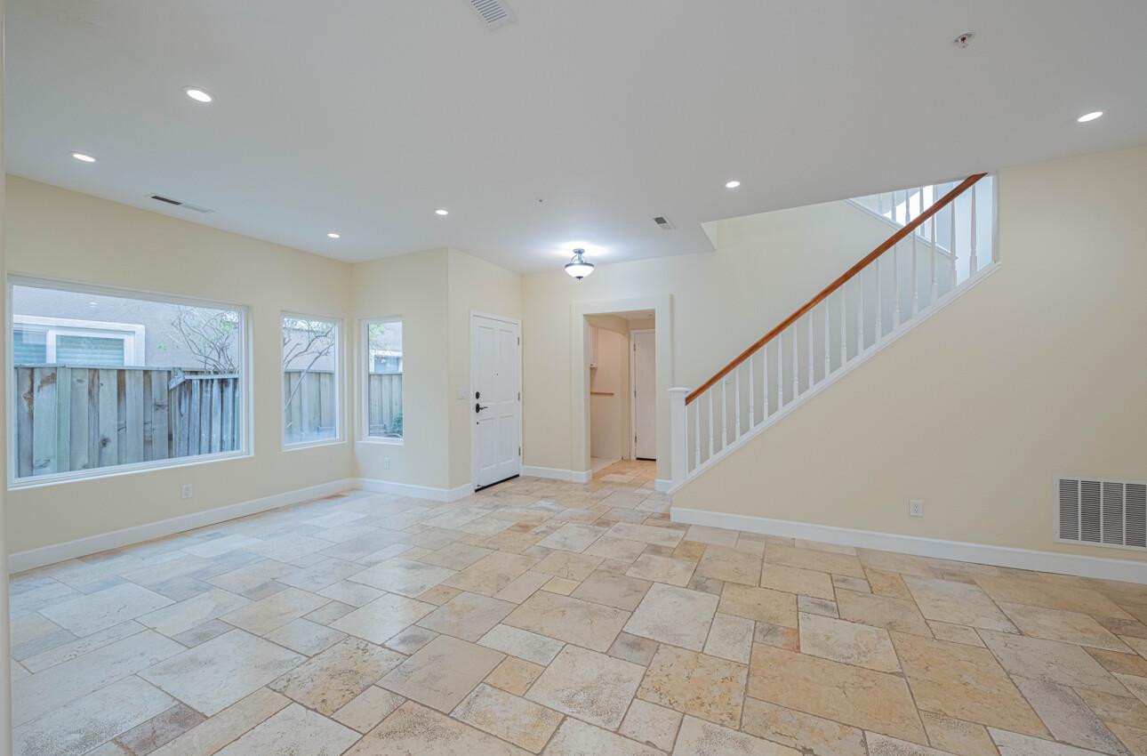 Detail Gallery Image 6 of 32 For 18050 Stonehaven, Salinas,  CA 93908 - 3 Beds | 2/1 Baths