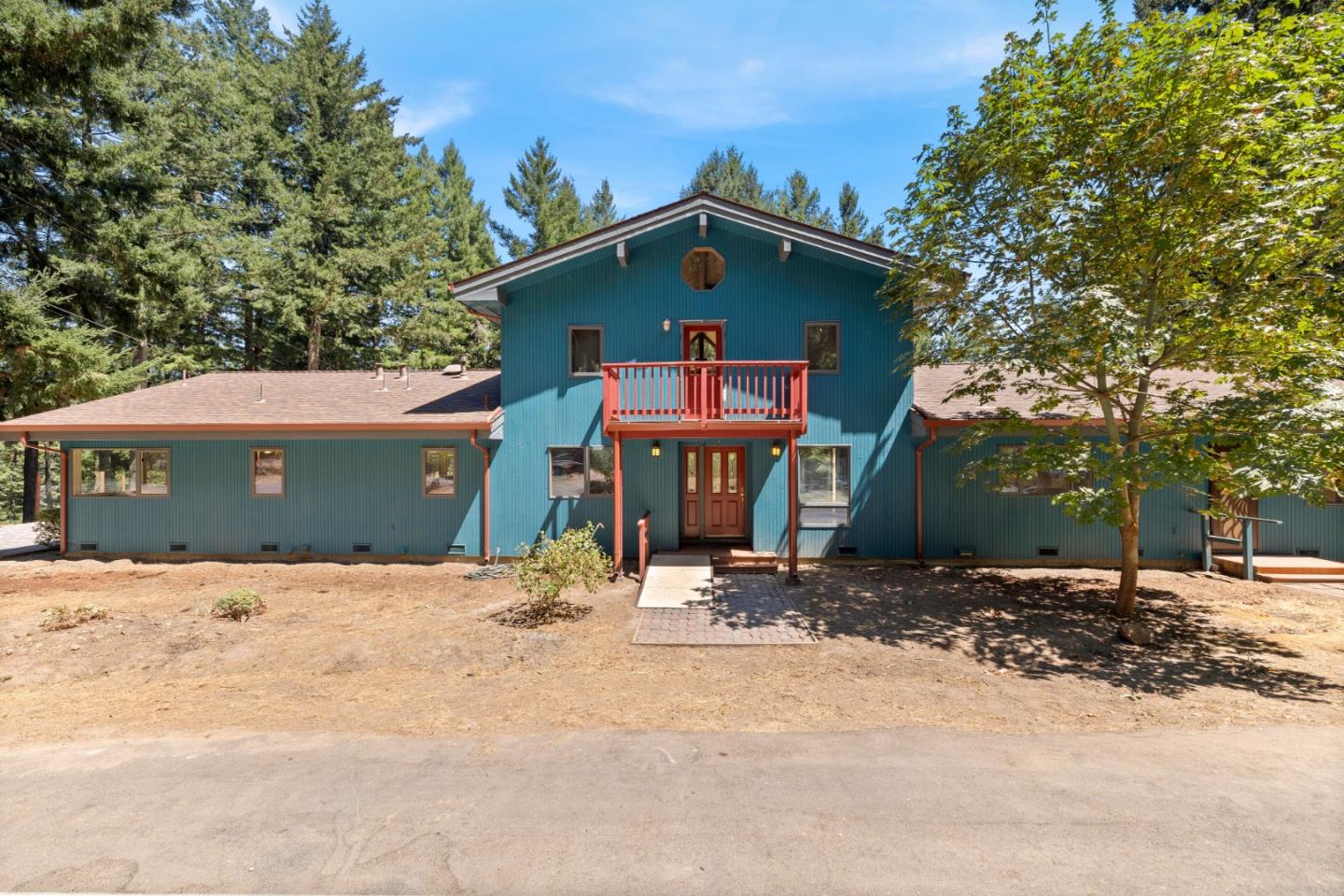 Detail Gallery Image 10 of 56 For 19850 Skyline Blvd, Los Gatos,  CA 95033 - 3 Beds | 2/1 Baths