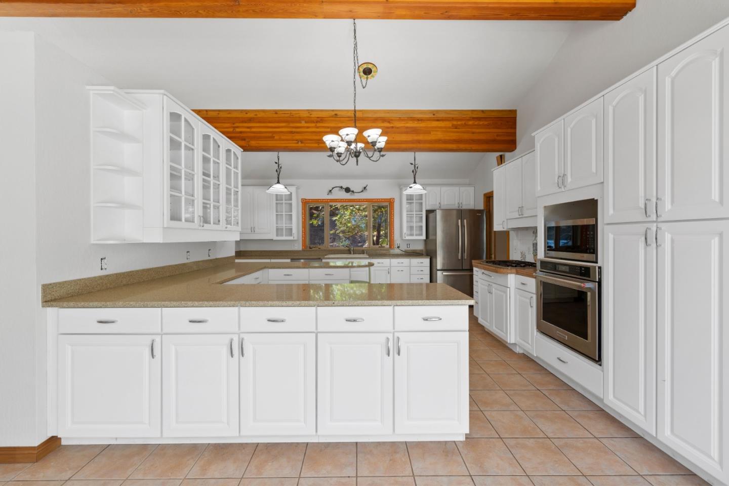 Detail Gallery Image 17 of 56 For 19850 Skyline Blvd, Los Gatos,  CA 95033 - 3 Beds | 2/1 Baths