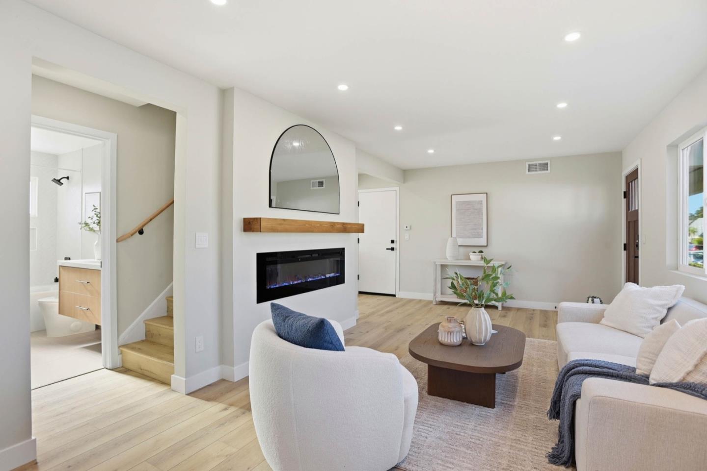 Detail Gallery Image 11 of 48 For 704 Claridge Dr, Pacifica,  CA 94044 - 3 Beds | 3 Baths