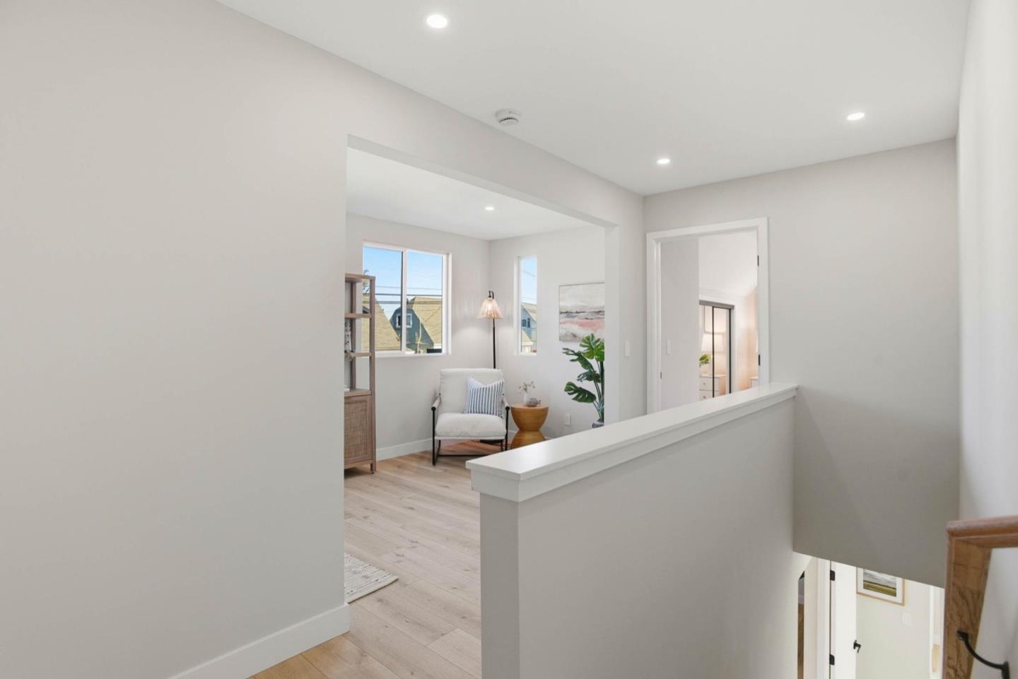 Detail Gallery Image 19 of 48 For 704 Claridge Dr, Pacifica,  CA 94044 - 3 Beds | 3 Baths