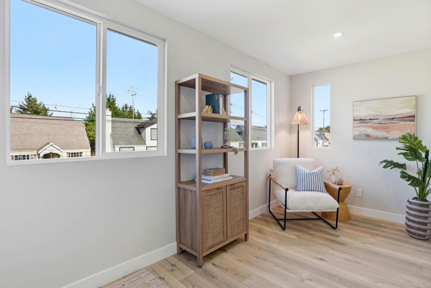 Detail Gallery Image 21 of 48 For 704 Claridge Dr, Pacifica,  CA 94044 - 3 Beds | 3 Baths