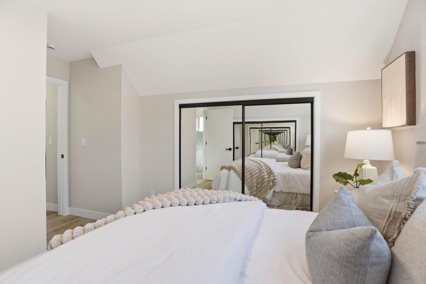 Detail Gallery Image 32 of 48 For 704 Claridge Dr, Pacifica,  CA 94044 - 3 Beds | 3 Baths