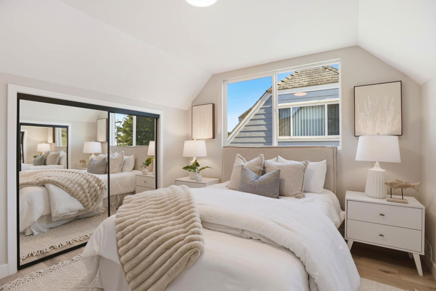 Detail Gallery Image 33 of 48 For 704 Claridge Dr, Pacifica,  CA 94044 - 3 Beds | 3 Baths