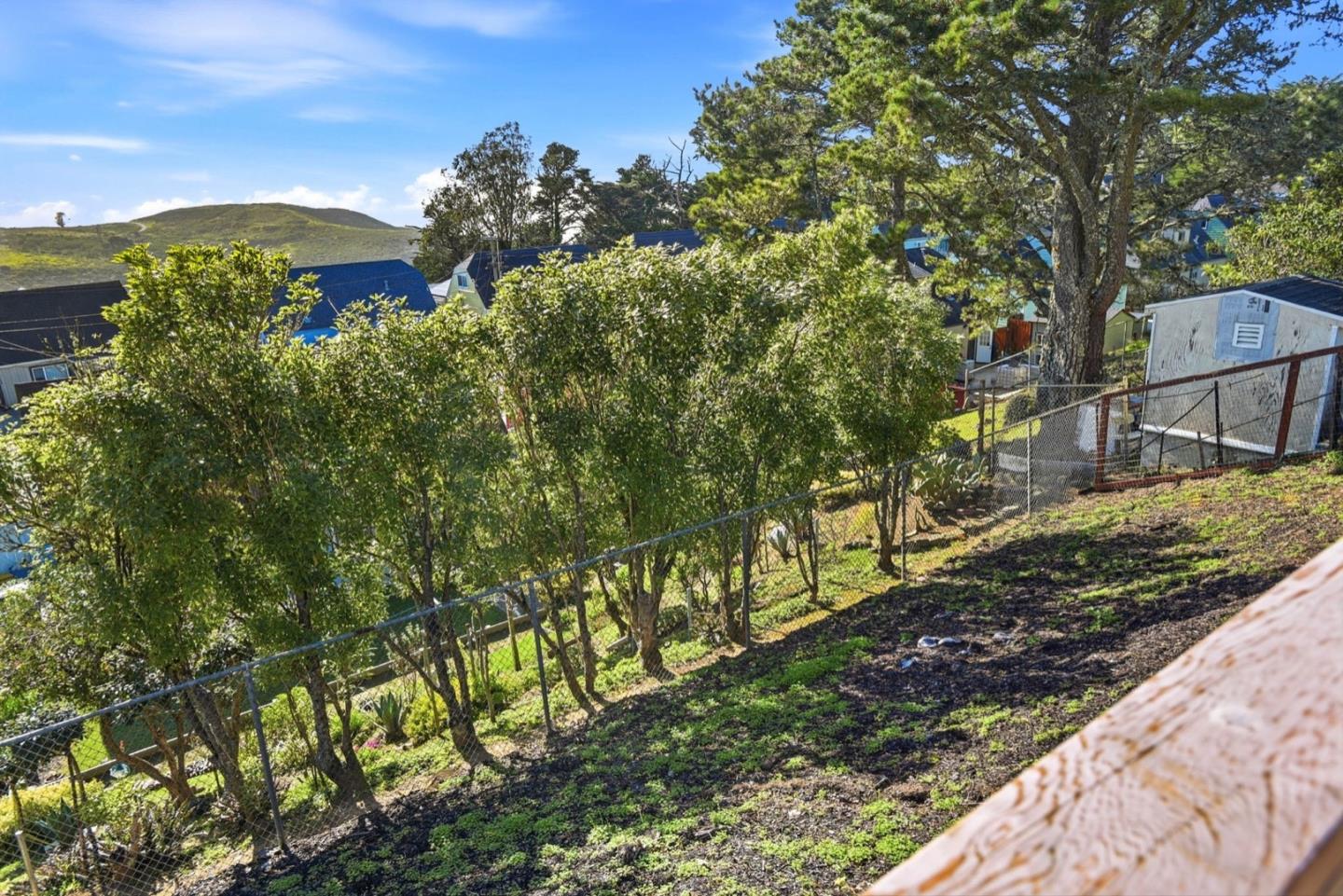 Detail Gallery Image 48 of 48 For 704 Claridge Dr, Pacifica,  CA 94044 - 3 Beds | 3 Baths