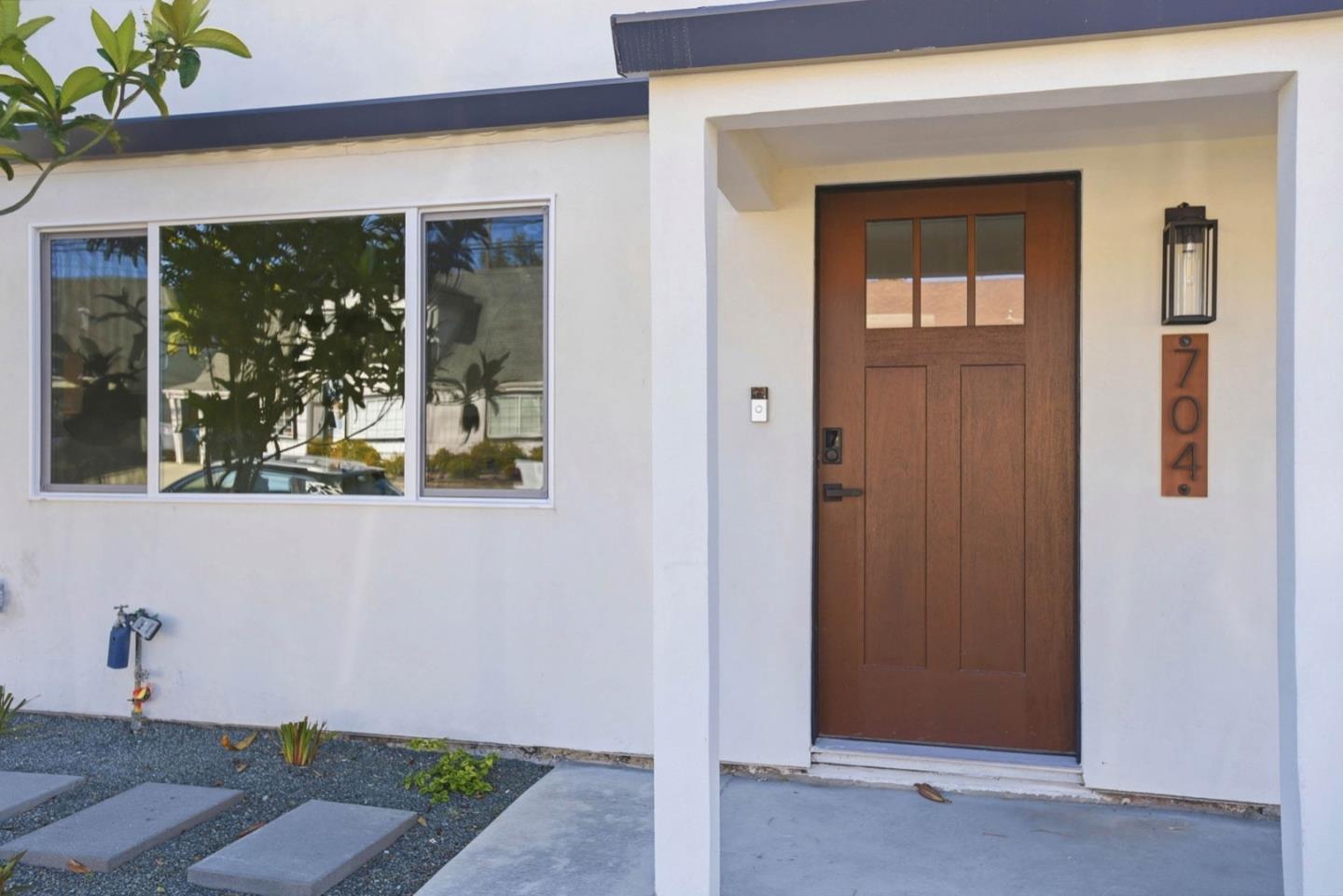 Detail Gallery Image 5 of 48 For 704 Claridge Dr, Pacifica,  CA 94044 - 3 Beds | 3 Baths