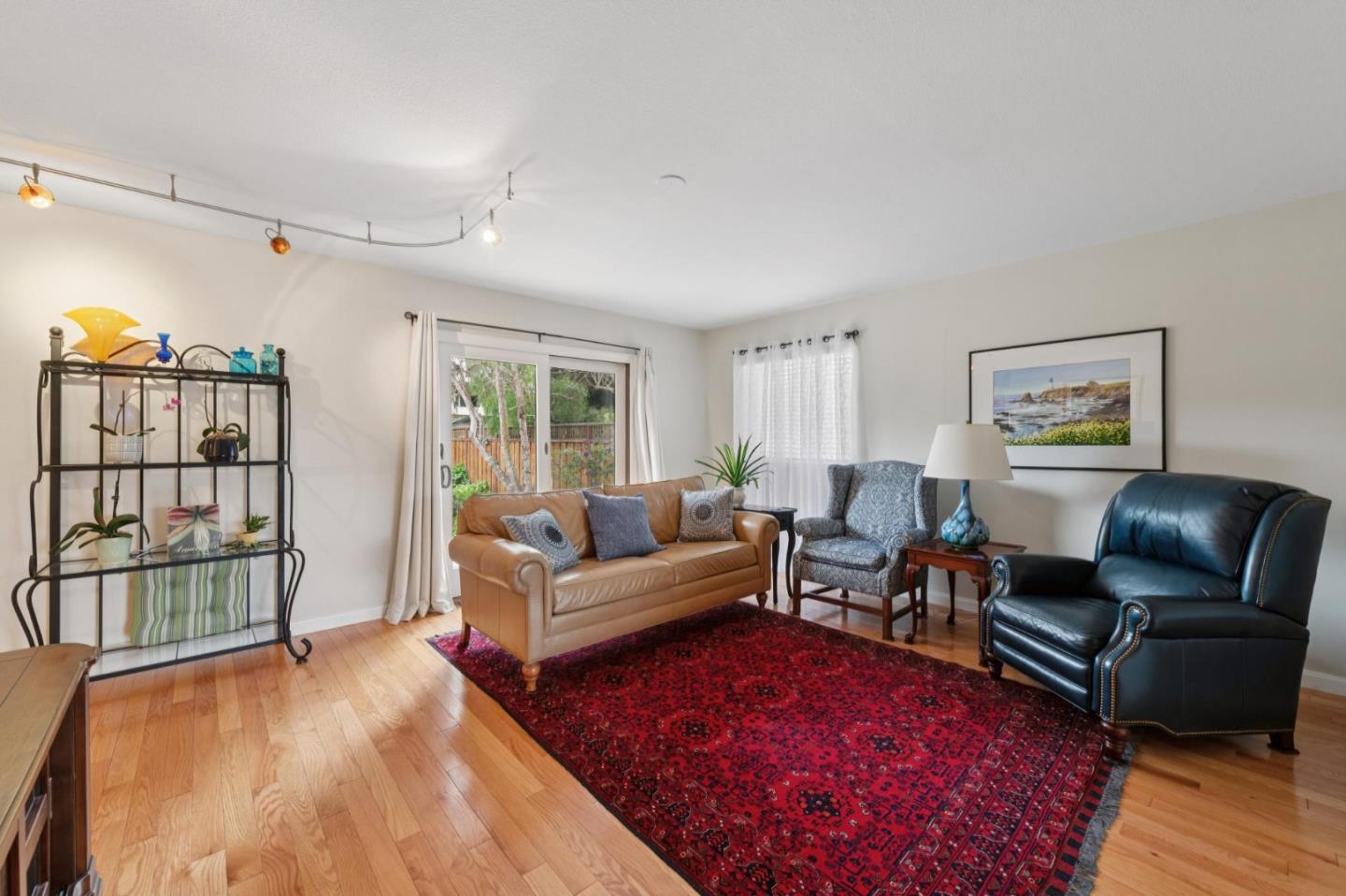 Detail Gallery Image 10 of 40 For 336 Miramontes Ave, Half Moon Bay,  CA 94019 - 4 Beds | 2/1 Baths