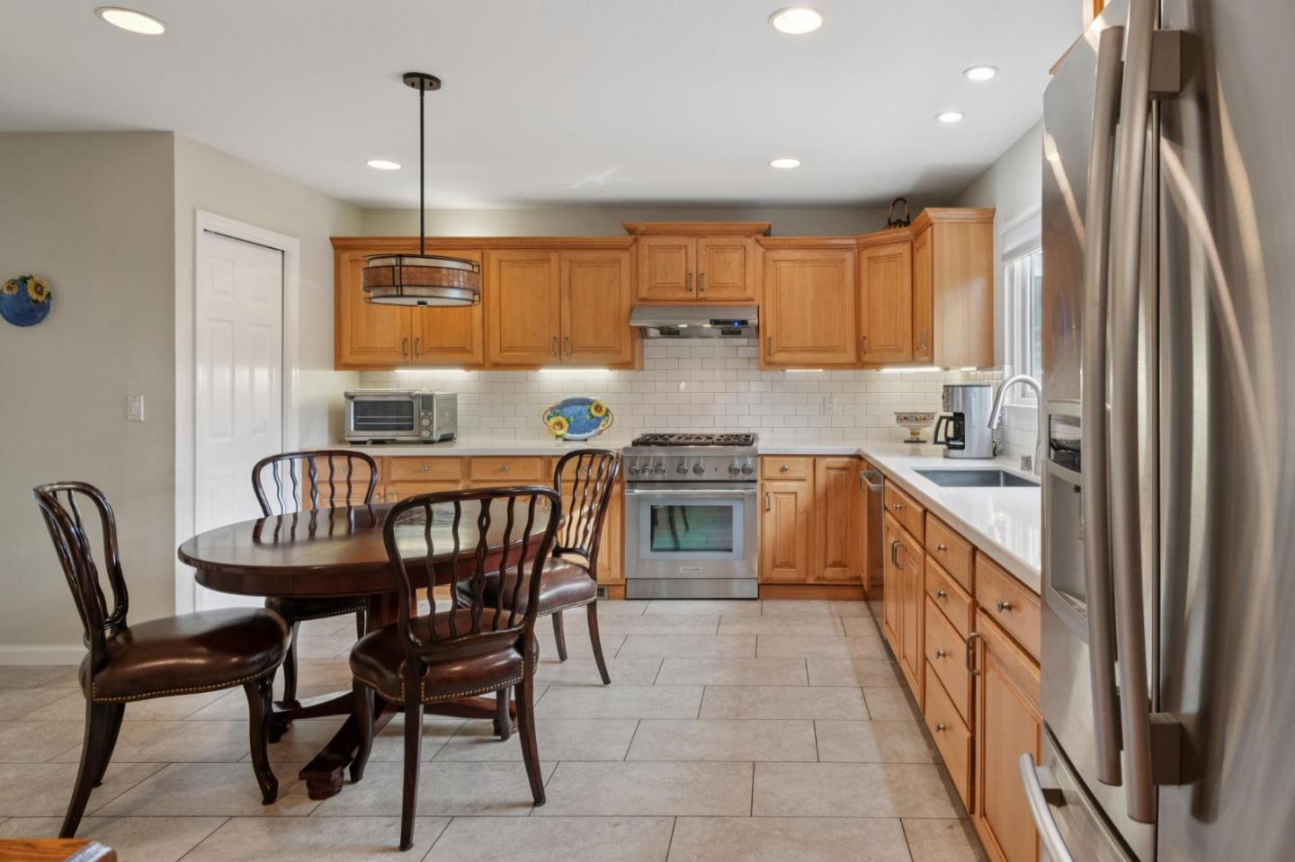 Detail Gallery Image 14 of 40 For 336 Miramontes Ave, Half Moon Bay,  CA 94019 - 4 Beds | 2/1 Baths