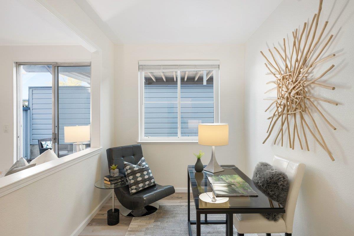 Detail Gallery Image 19 of 33 For 453 Cork Harbour Cir #E,  Redwood City,  CA 94065 - 1 Beds | 1 Baths