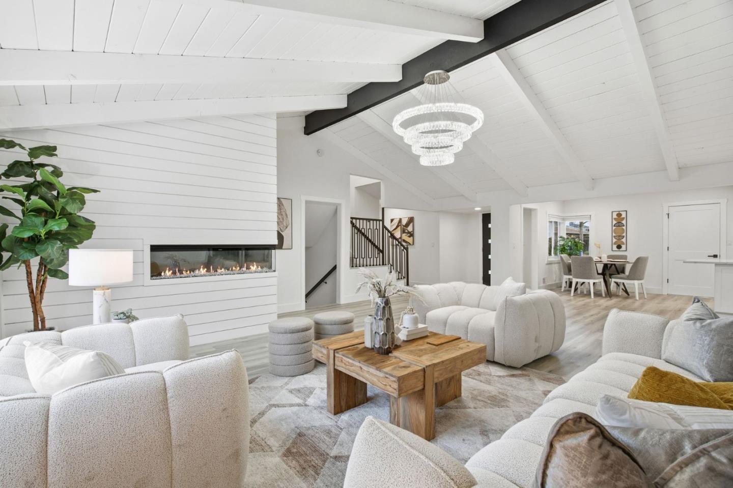 Detail Gallery Image 12 of 44 For 1926 Shulman Ave, San Jose,  CA 95124 - 3 Beds | 2/1 Baths