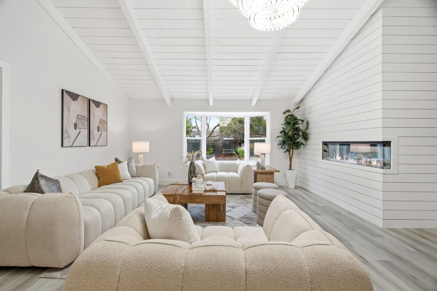 Detail Gallery Image 14 of 44 For 1926 Shulman Ave, San Jose,  CA 95124 - 3 Beds | 2/1 Baths