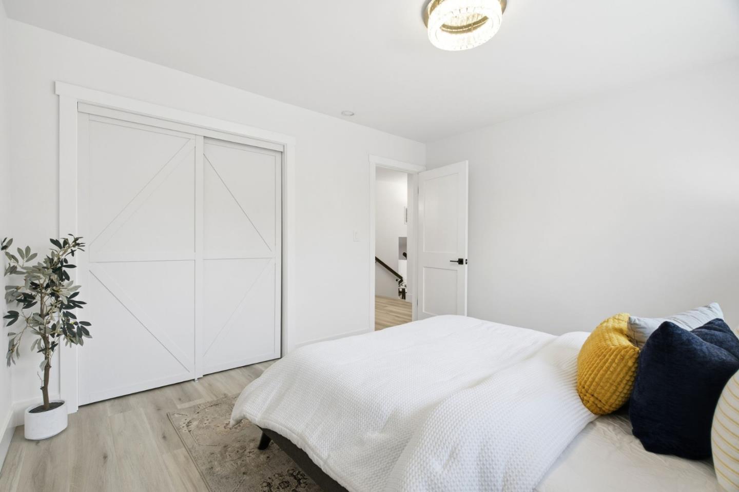 Detail Gallery Image 24 of 44 For 1926 Shulman Ave, San Jose,  CA 95124 - 3 Beds | 2/1 Baths