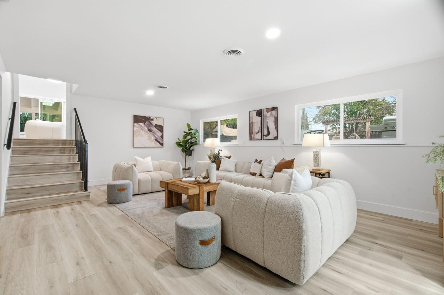 Detail Gallery Image 34 of 44 For 1926 Shulman Ave, San Jose,  CA 95124 - 3 Beds | 2/1 Baths