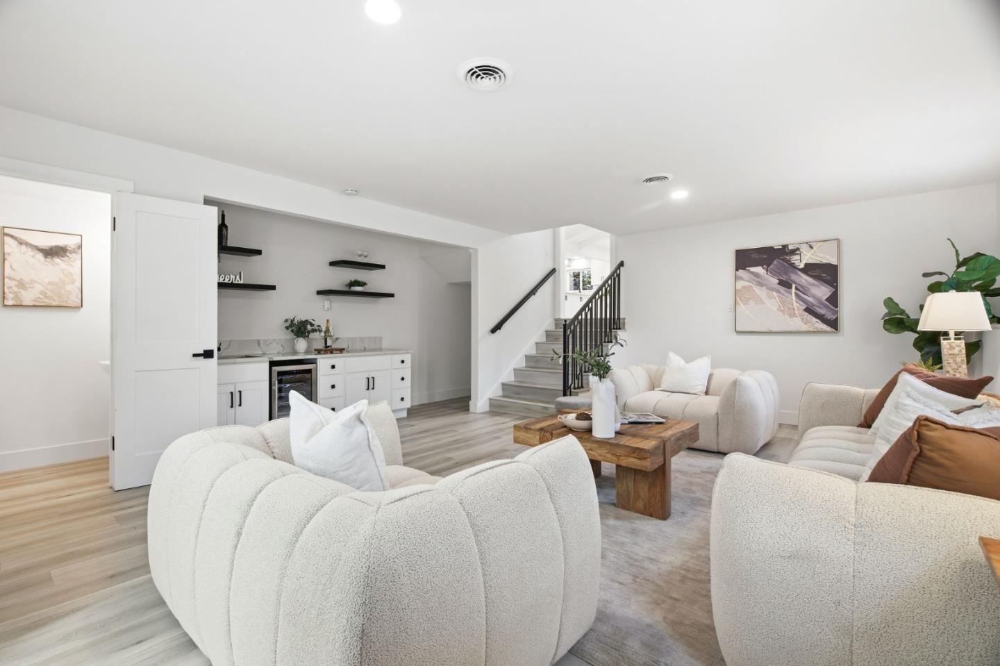 Detail Gallery Image 37 of 44 For 1926 Shulman Ave, San Jose,  CA 95124 - 3 Beds | 2/1 Baths