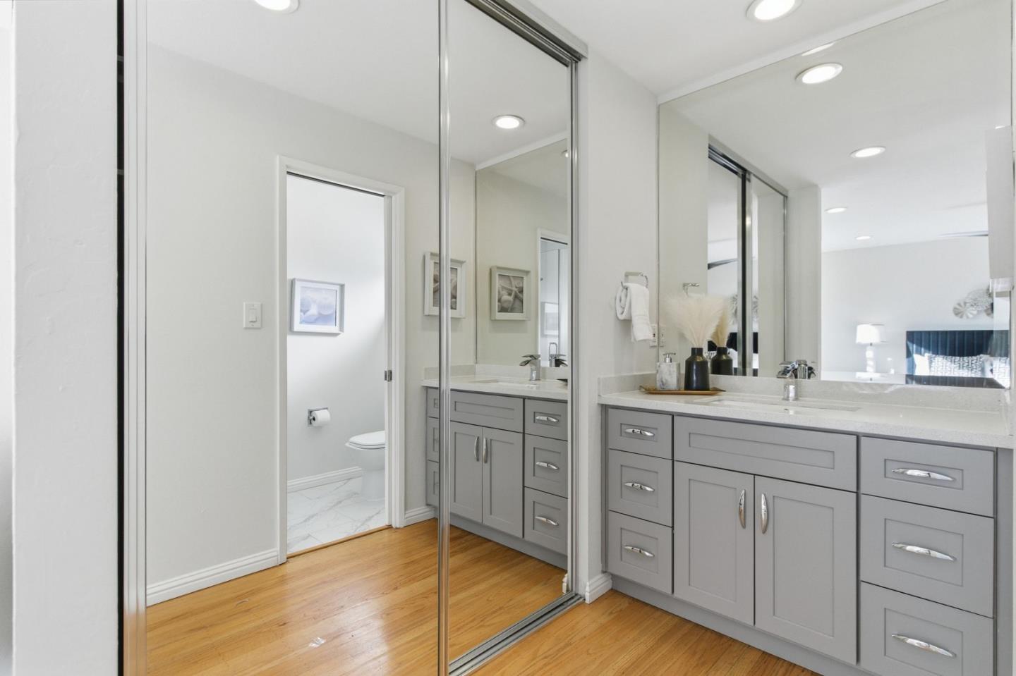 Detail Gallery Image 18 of 38 For 840 Pear Ave, Sunnyvale,  CA 94087 - 4 Beds | 3 Baths