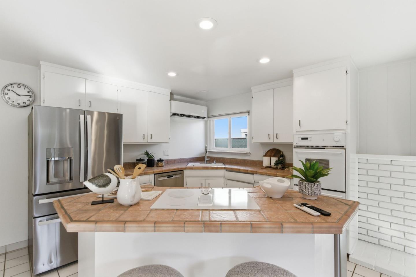 Detail Gallery Image 28 of 38 For 840 Pear Ave, Sunnyvale,  CA 94087 - 4 Beds | 3 Baths