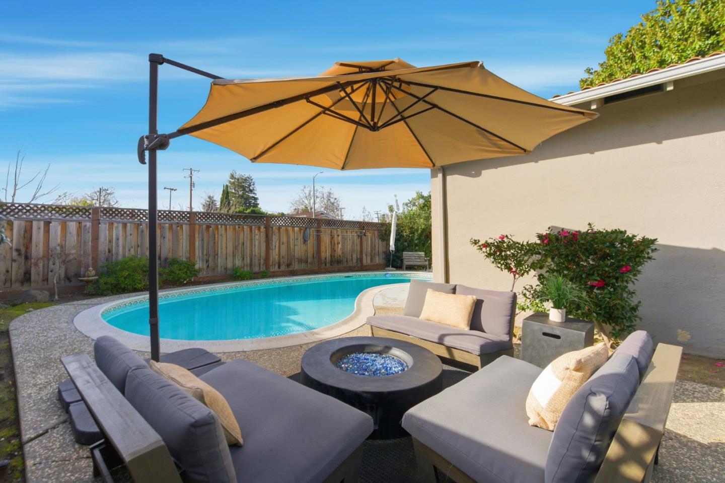 Detail Gallery Image 30 of 38 For 840 Pear Ave, Sunnyvale,  CA 94087 - 4 Beds | 3 Baths