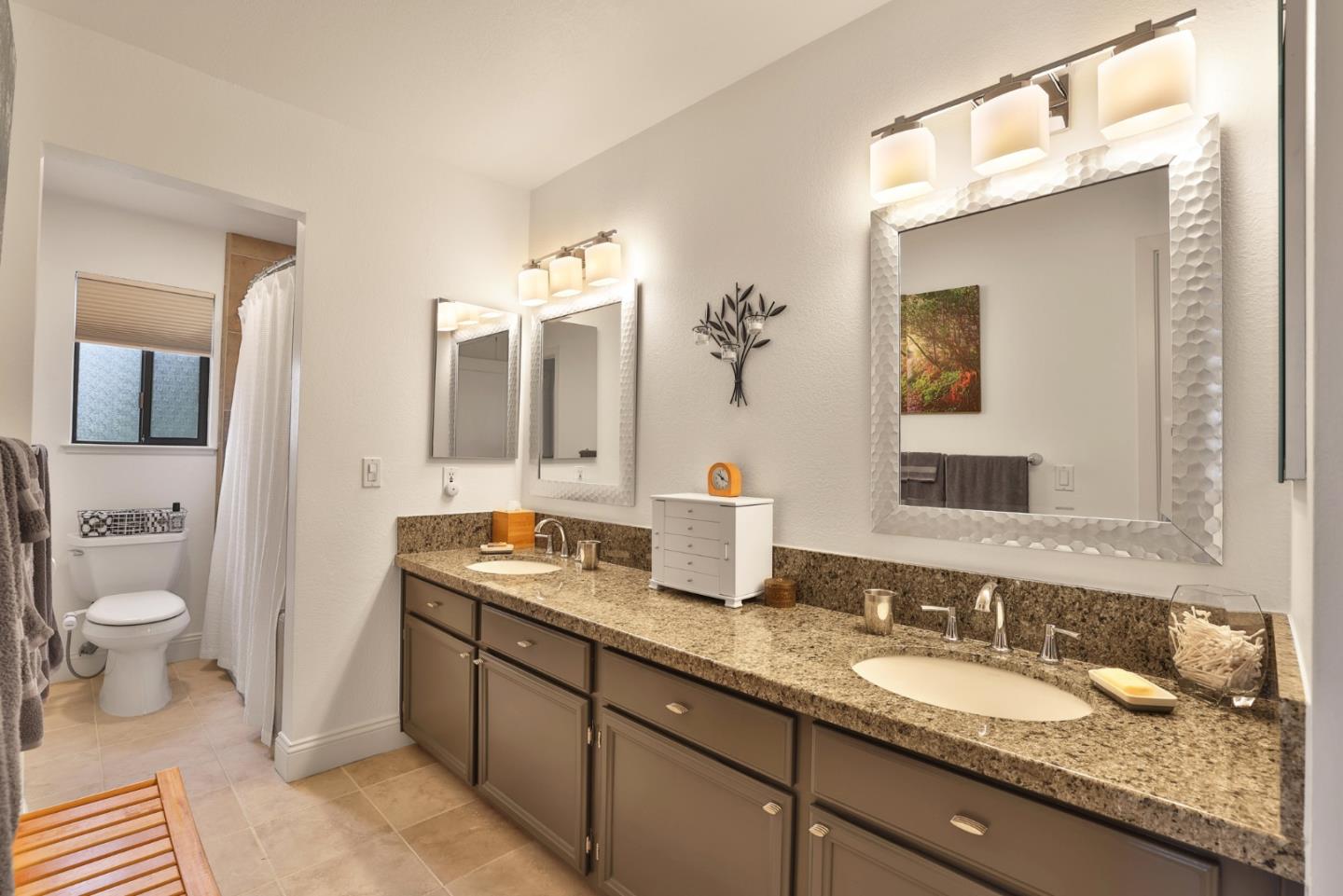 Detail Gallery Image 16 of 27 For 47 Dot Ave #D,  Campbell,  CA 95008 - 2 Beds | 2 Baths