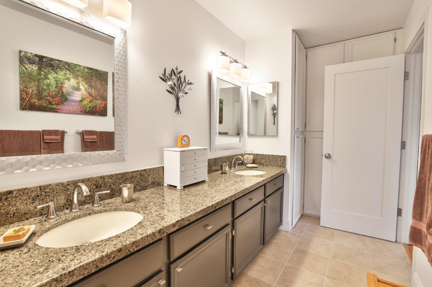 Detail Gallery Image 17 of 27 For 47 Dot Ave #D,  Campbell,  CA 95008 - 2 Beds | 2 Baths
