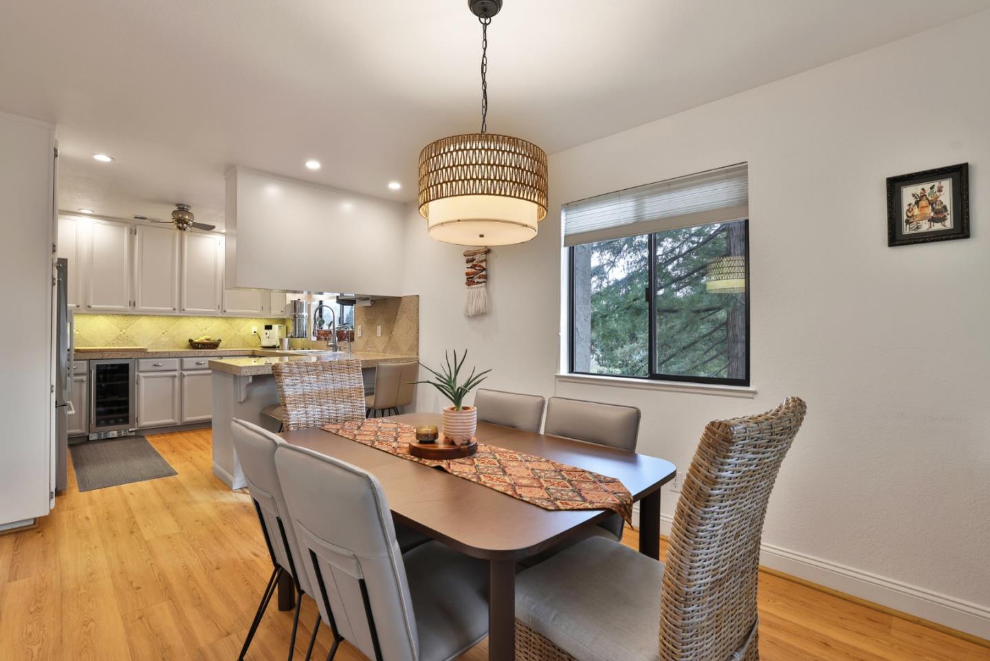 Detail Gallery Image 7 of 27 For 47 Dot Ave #D,  Campbell,  CA 95008 - 2 Beds | 2 Baths