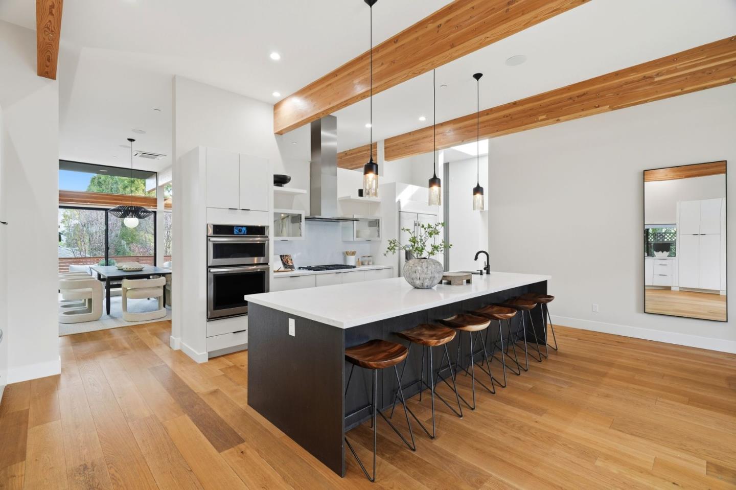 Detail Gallery Image 13 of 49 For 1617 Corte via, Los Altos,  CA 94024 - 4 Beds | 3 Baths