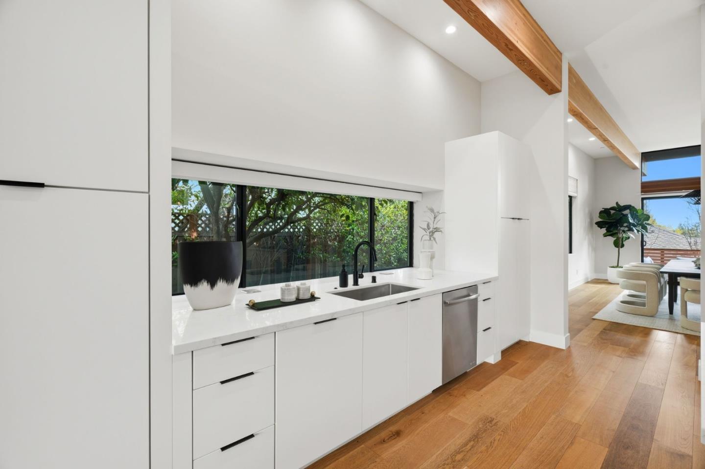 Detail Gallery Image 19 of 49 For 1617 Corte via, Los Altos,  CA 94024 - 4 Beds | 3 Baths