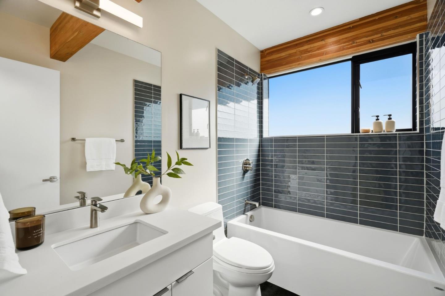 Detail Gallery Image 32 of 49 For 1617 Corte via, Los Altos,  CA 94024 - 4 Beds | 3 Baths