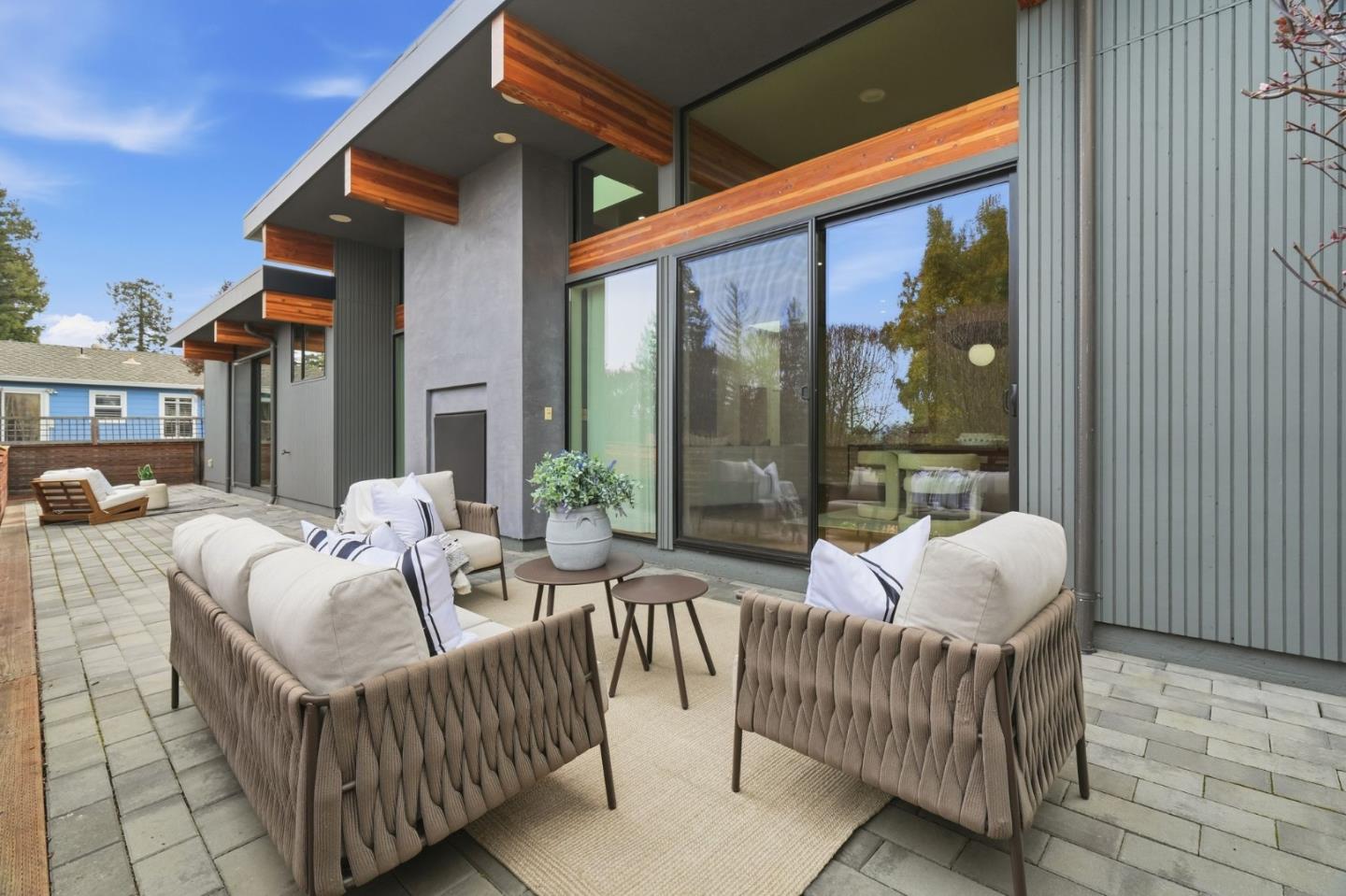 Detail Gallery Image 41 of 49 For 1617 Corte via, Los Altos,  CA 94024 - 4 Beds | 3 Baths