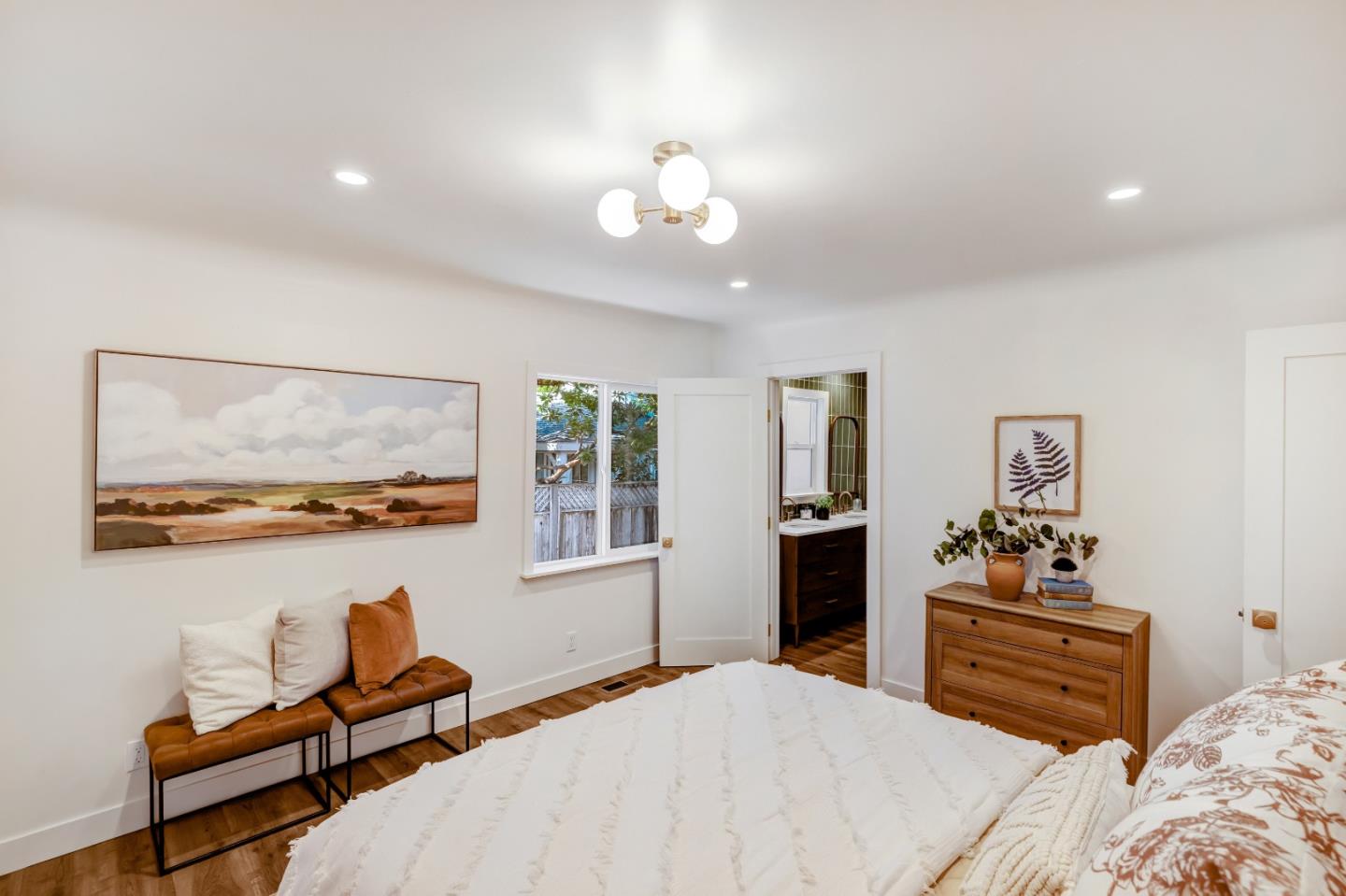 Detail Gallery Image 14 of 20 For 508 4th St, Pacific Grove,  CA 93950 - 2 Beds | 2 Baths